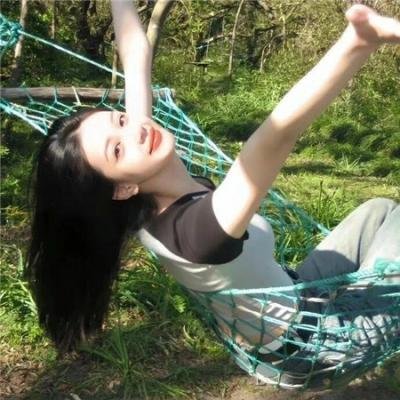 Qros之女以独家新闻为名的疯狂